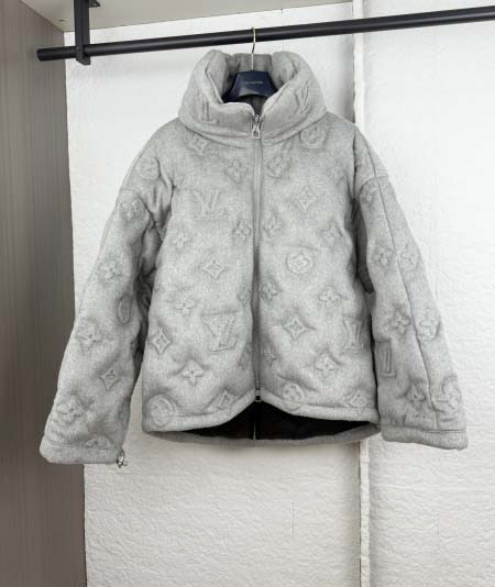 2025年11月27日秋冬新作Louis Vuittonダウ...