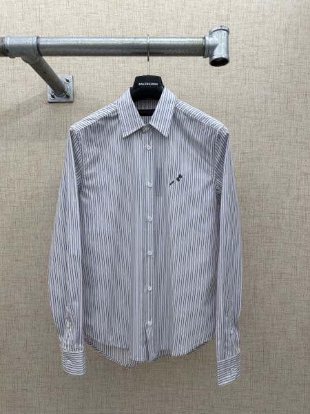 2025年11月27日秋冬新作Louis Vuittonシャ...