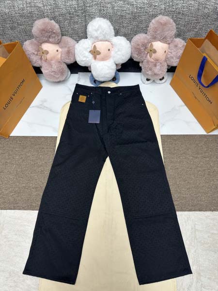 2025年11月27日秋冬新作Louis Vuittonズボ...