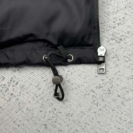 2025年12月1日秋冬新作Prada綿の服高品質人気商品/LDF工場