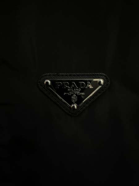 2025年12月1日秋冬新作Prada綿の服高品質人気商品/LDF工場