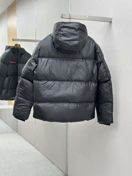 2025年12月1日秋冬新作PRADAダウンジャケット高品質人気商品/LDF工場