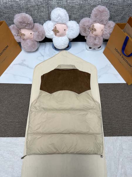 2025年12月3日秋冬新作MIUMIUタンクトップ高品質人気商品/LDF工場