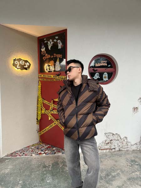 2025年12月3日秋冬新作Fendiダウンジャケット高品質人気商品/LDF工場