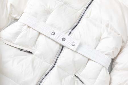 2025年12月5日秋冬新作Moncler女性用ダウンジャケット高品質人気商品/LDF工場