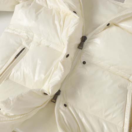 2025年12月5日秋冬新作Moncler女性用ダウンジャケット高品質人気商品/LDF工場