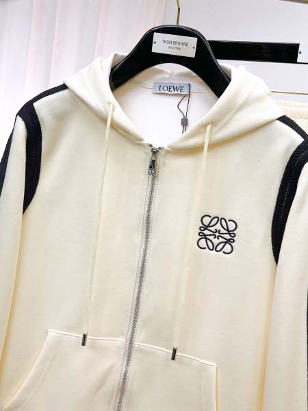 2025年12月5日入荷新作LOEWEスーツ上下 ★高級品/誕生日プレゼント/OM工場