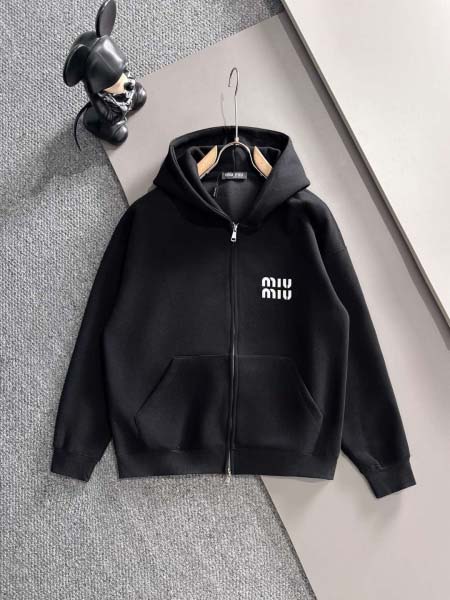 2025年12月5日入荷新作miumiuスーツ上下 ★高級品/誕生日プレゼント/OM工場