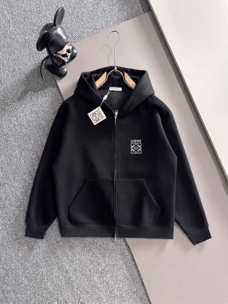 2025年12月5日入荷新作Loeweスーツ上下 ★高級品/誕生日プレゼント/OM工場