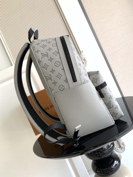 2025年12月8日入荷ヴィトン バッグM46557 高品質新作/誕生日プレゼント