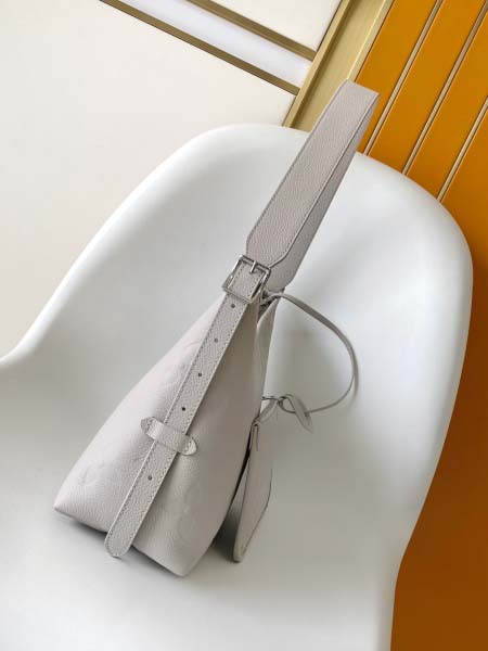 2025年12月8日入荷ヴィトン バッグM12917M11790M46673 M24652M24141 M24141 M47180M24141M46288 M46293M46277 M 46298CarryAllMono gram Empr