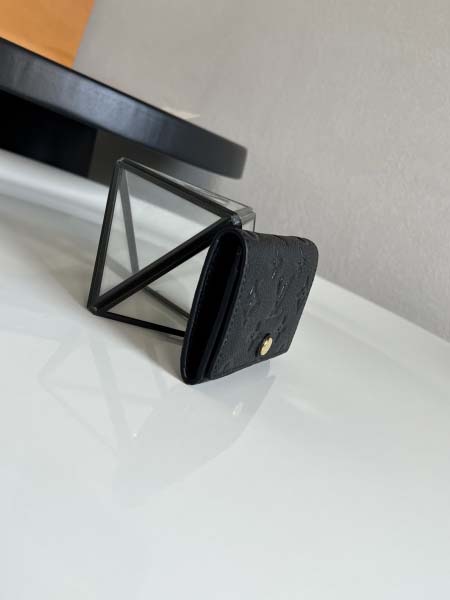 2025年12月8日入荷ヴィトン財布M58456 10.5X8cm高品質新作/誕生日プレゼント