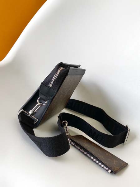 2025年12月8日入荷ヴィトン財布M14036 M81124 M81115 Gaston Wearable WalletPochette Voyage Monogram Shadow220 x 145 x 45高品質新作/誕生日プレゼント