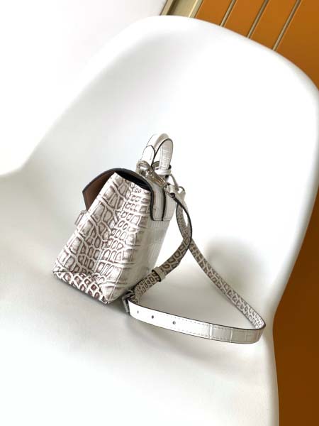 2025年12月9日入荷Louis Vuitton バッグ N82033 N98925 N98928 N80432 N99017 N84714 N86012 Rose des Vents LV 27x11x19 高品質新作/誕生日プレゼント