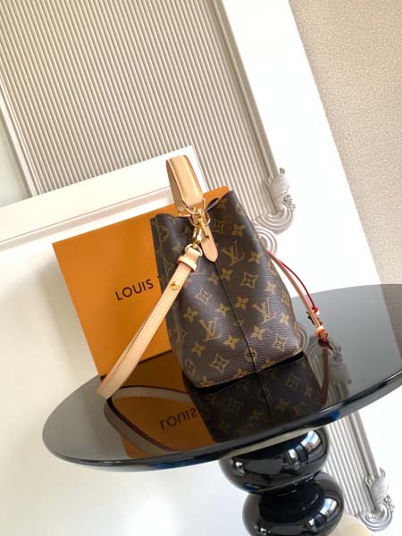 2025年12月9日入荷Louis Vuitton バッグM46581 高品質新作/誕生日プレゼント/ZC工場