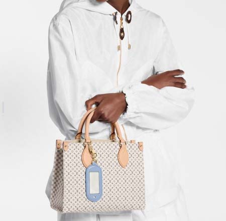 2025年12月10日入荷Louis Vuitton バッグ高品質新作/誕生日プレゼント/ZC工場