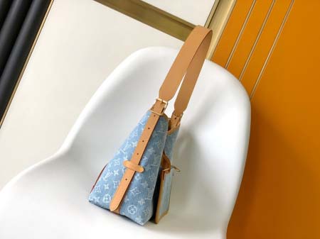 2025年12月10日入荷Louis Vuitton バッグ高品質新作/誕生日プレゼント/ZC工場