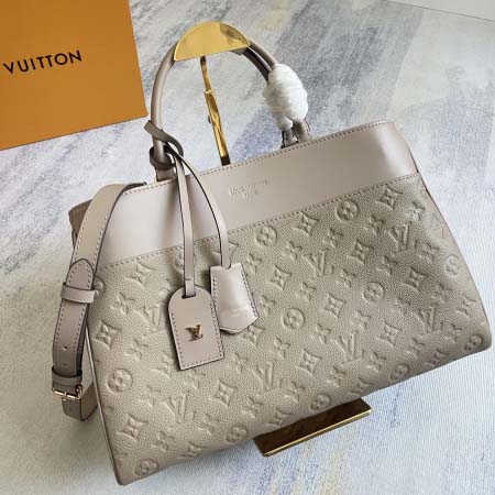 2025年12月10日入荷Louis Vuitton バッグ高品質新作/誕生日プレゼント/ZC工場