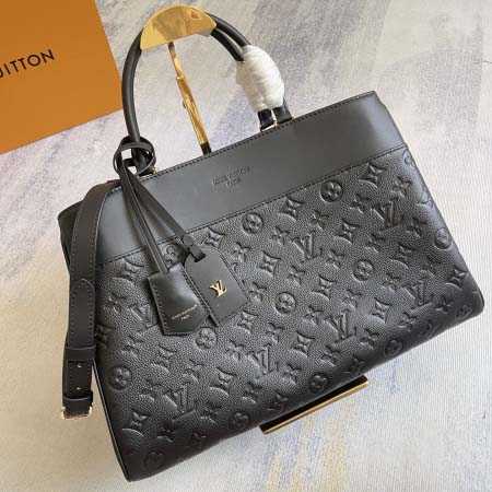 2025年12月10日入荷Louis Vuitton バッグ高品質新作/誕生日プレゼント/ZC工場