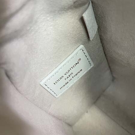 2025年12月10日入荷Louis Vuitton バッグ高品質新作/誕生日プレゼント/ZC工場