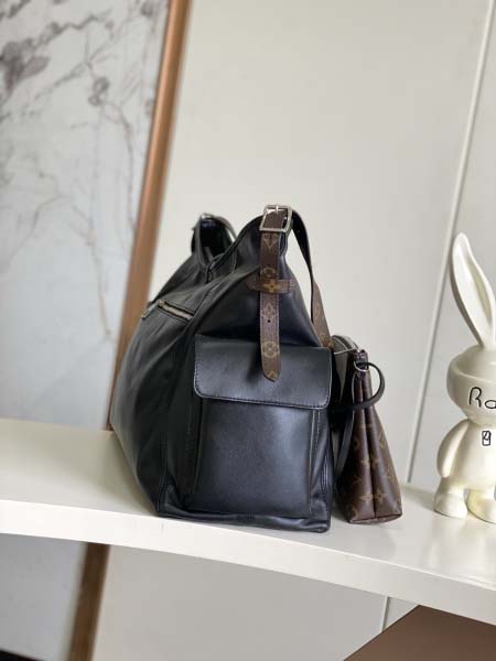 2025年12月10日入荷Louis Vuitton バッグ高品質新作/誕生日プレゼント/ZC工場