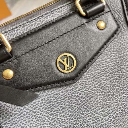 2025年12月10日入荷Louis Vuitton バッグ高品質新作/誕生日プレゼント/ZC工場