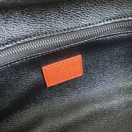 2025年12月10日入荷Louis Vuitton バッグ高品質新作/誕生日プレゼント/ZC工場