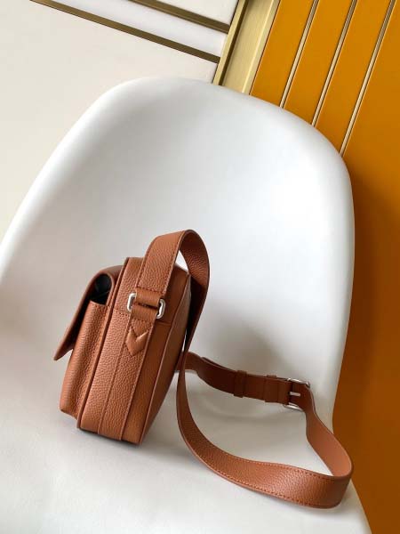 2025年12月10日入荷Louis Vuitton バッグ高品質新作/誕生日プレゼント/ZC工場