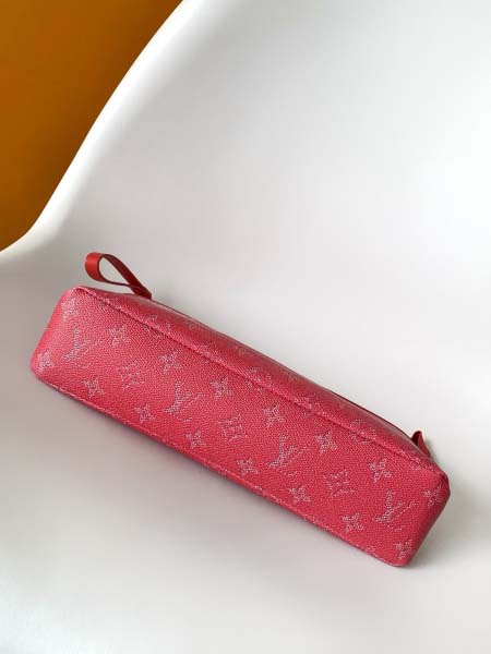 2025年12月10日入荷Louis Vuitton バッグ高品質新作/誕生日プレゼント/ZC工場