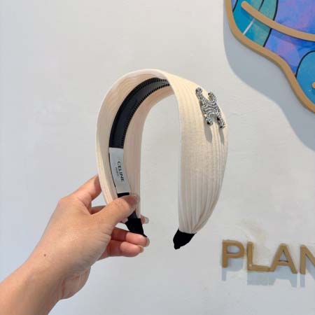 2025年12月10日入荷新品CELINEカチューシャギフト/誕生日/記念品/アクセサリーkaka工場