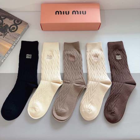 2025年12月10日入荷新品miumiu靴下ギフト/誕生日/記念品/アクセサリーkaka工場