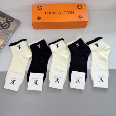 2025年12月10日入荷新品Louis Vuitton靴下ギフト/誕生日/記念品/アクセサリーkaka工場