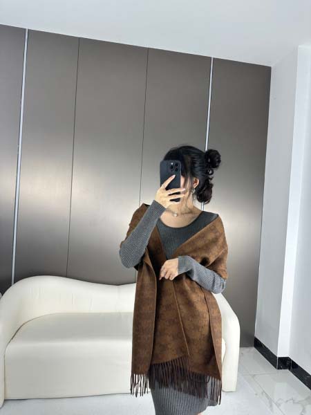 2025年12月11日入荷新品CELINEマフラーギフト/誕生日/記念品/アクセサリーkaka工場