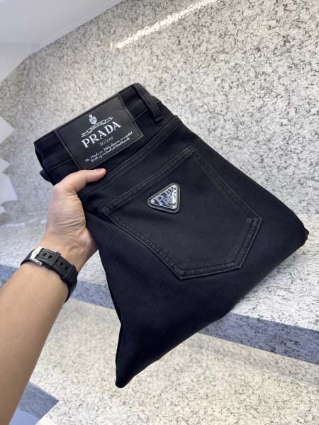 2025年12月12日入荷新作Pradaジーパン秋冬高品質/人気/限定版/Knt工場