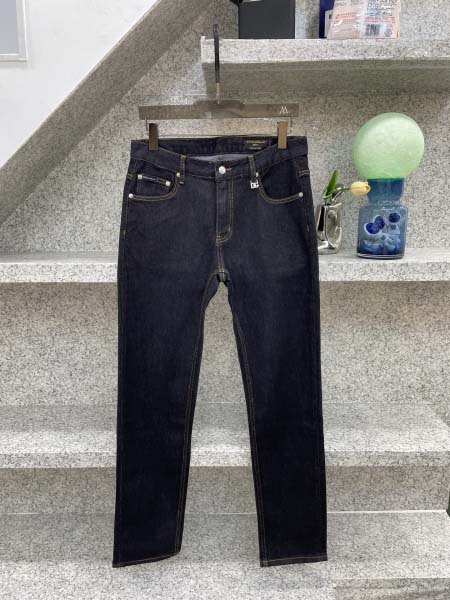 2025年12月12日入荷新作Dolce&Gabbanaジーパン秋冬高品質/人気/限定版/Knt工場