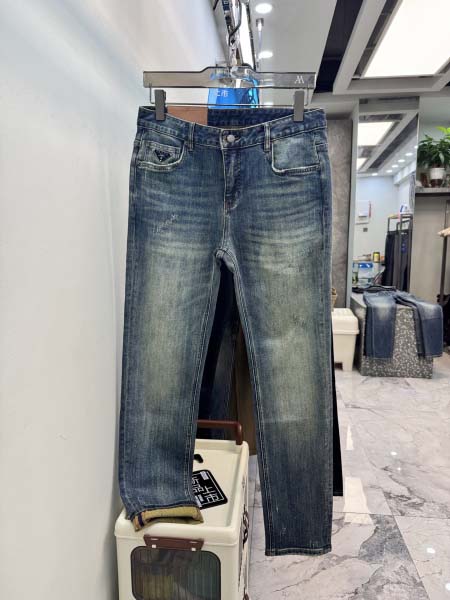 2025年12月12日入荷新作Pradaジーパン秋冬高品質/人気/限定版/Knt工場