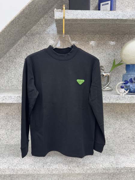 2025年12月15日入荷新作Prada長袖 tシャツ秋冬高品質/人気/限定版/Knt工場