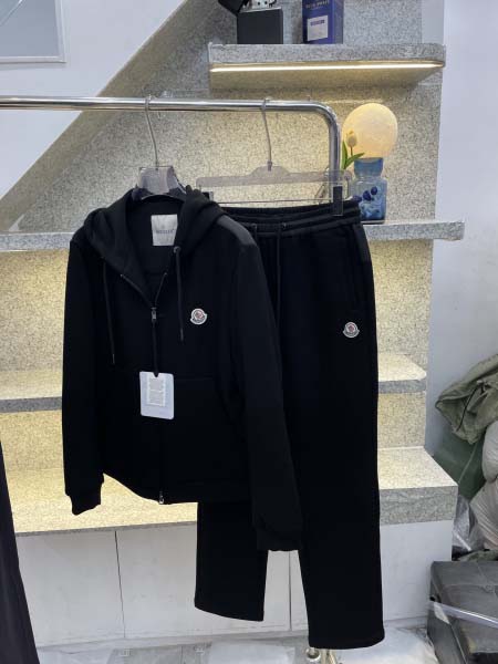 2025年12月15日入荷新作Monclerスーツ秋冬高品質/人気/限定版/Knt工場