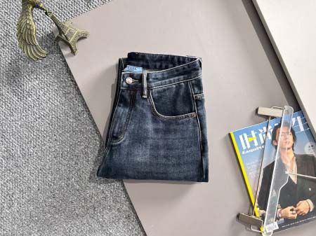 2025年11月17日秋冬新作Pradaジーパン高品質人気商品/XQY工場