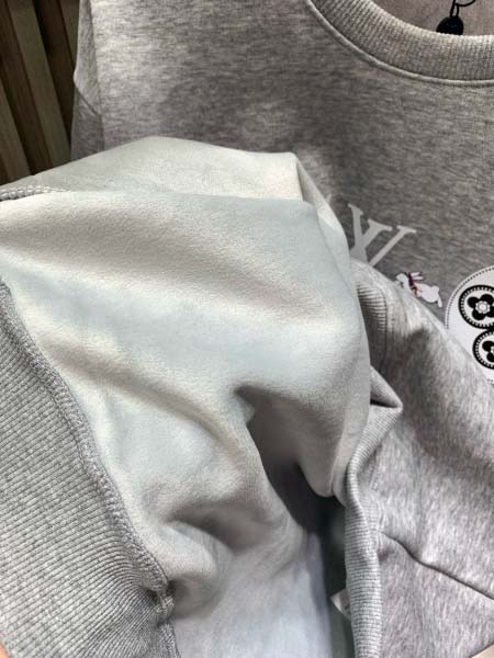 2025年11月18日秋冬新作Louis Vuittonスウェット高品質人気商品/XQY工場