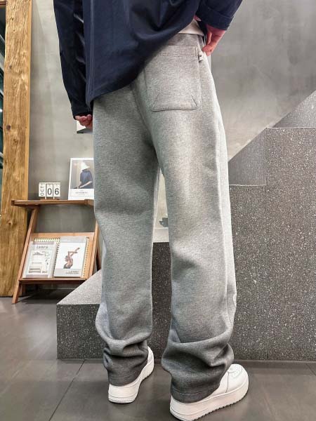 2025年11月19日秋冬新作Vivienneスラックス人気商品/XQY工場