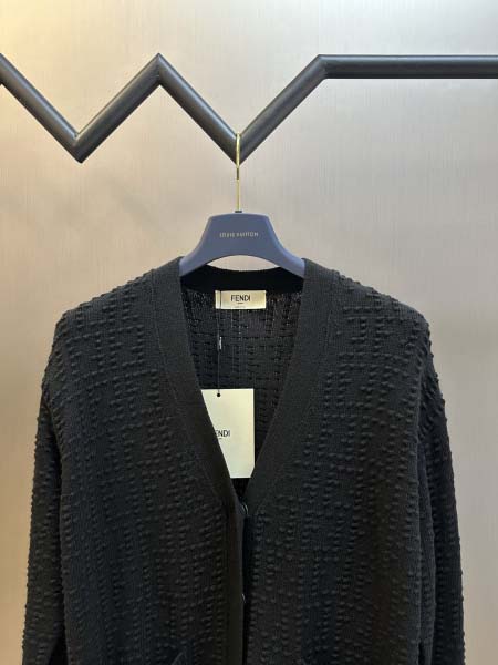 2025年12月22日秋冬新作FENDI ニットカーディガン  高品質人気商品/XQY工場