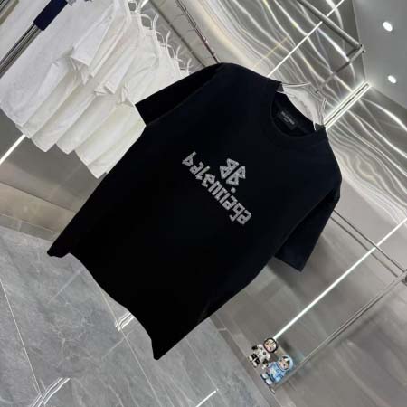 2025年12月22日秋冬新作Balenciaga半袖 tシャツ高品質人気商品/XQY工場