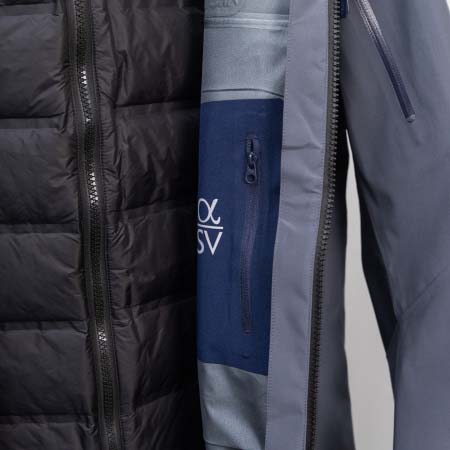 2025年12月23日秋冬新作ARCTERYXダウンジャケット人気商品/XQY工場