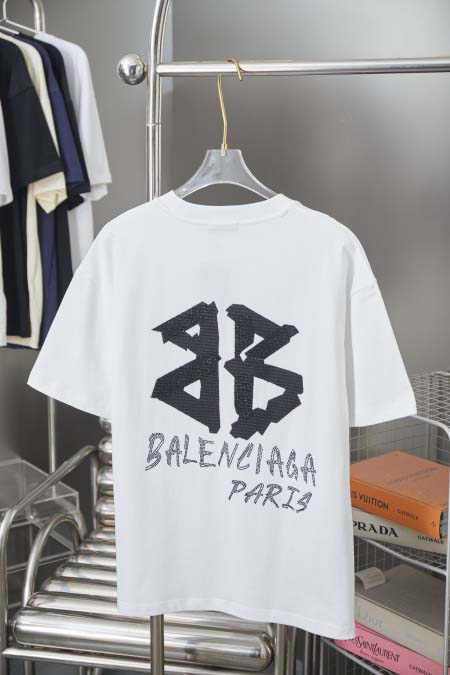 2025年12月24日入荷秋冬新作BALENCIAGA半袖 tシャツ/XQY工場