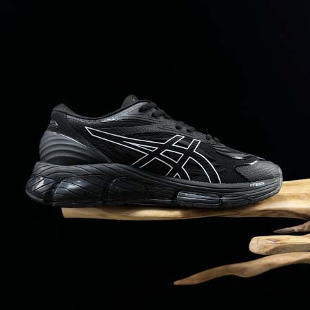 2025年12月25日入荷新品C.P.Company xAsics Gel-Quantum 360人気 スニーカー男女兼用/誕生日プレゼント/XH工場