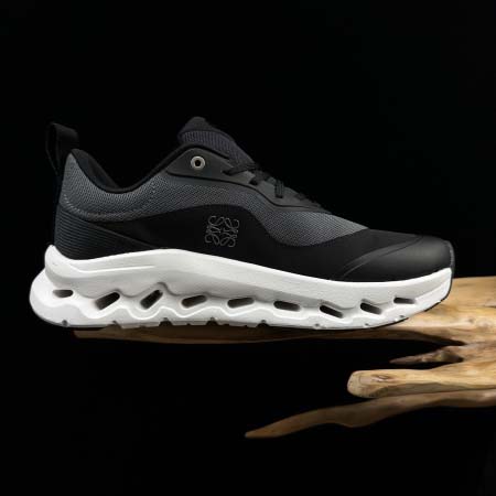 2025年12月25日入荷新品Loewe x On人気 スニーカー男女兼用/誕生日プレゼント/XH工場