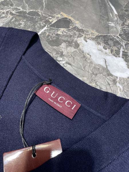 2025年12月29日秋冬新作Gucci ニットカーディガン  高品質人気商品/誕生日プレゼント/FF工場