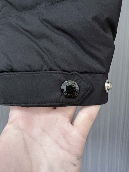 2025年12月30日新作Monclerダウンジャケット秋冬高級品/DM工場