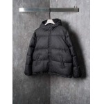 2025年12月1日秋冬新作Gucciダウンジャケット高品質人気商品/LDF工場